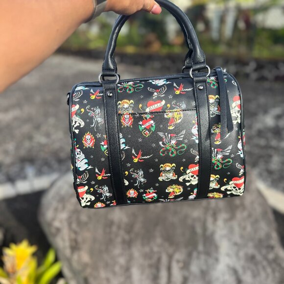 Ed Hardy NWT Handbags Satchel Crossbody dust bag Tattoo Love Kills Vegan Black - Picture 3 of 11